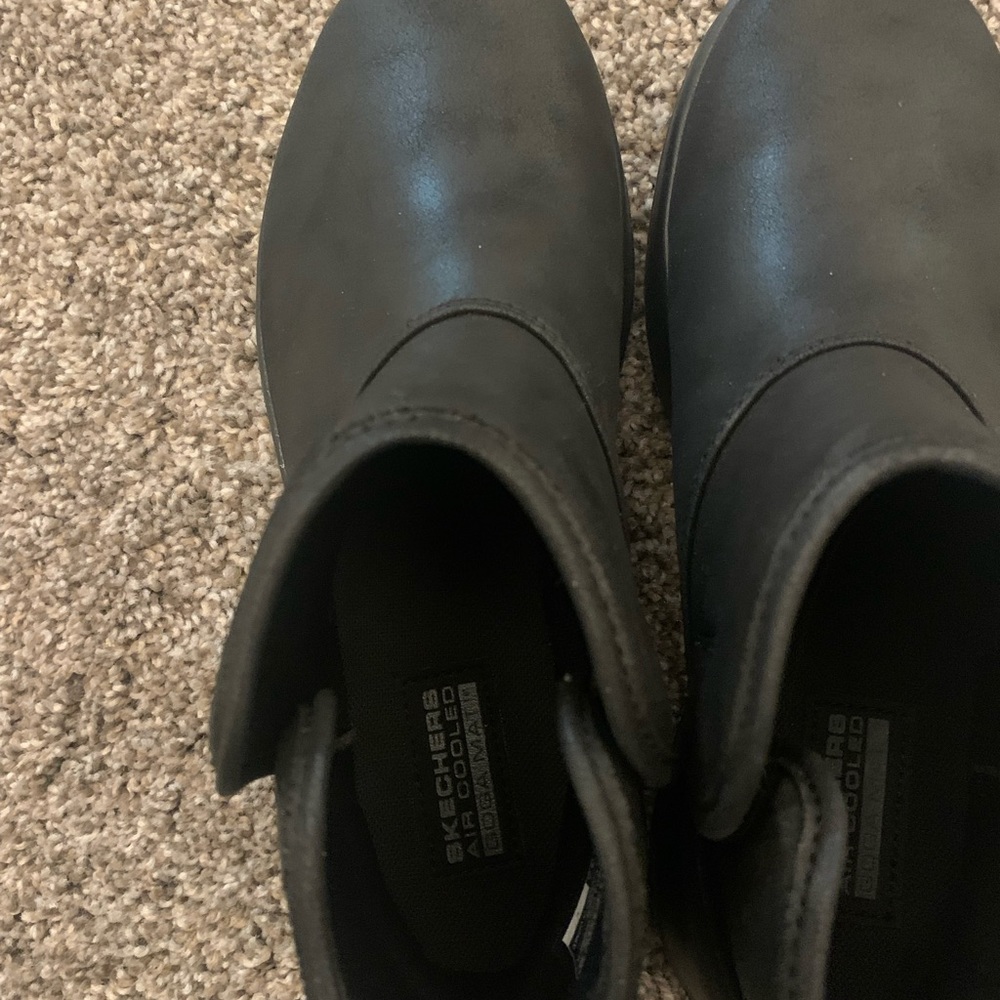 Skechers on the go joy